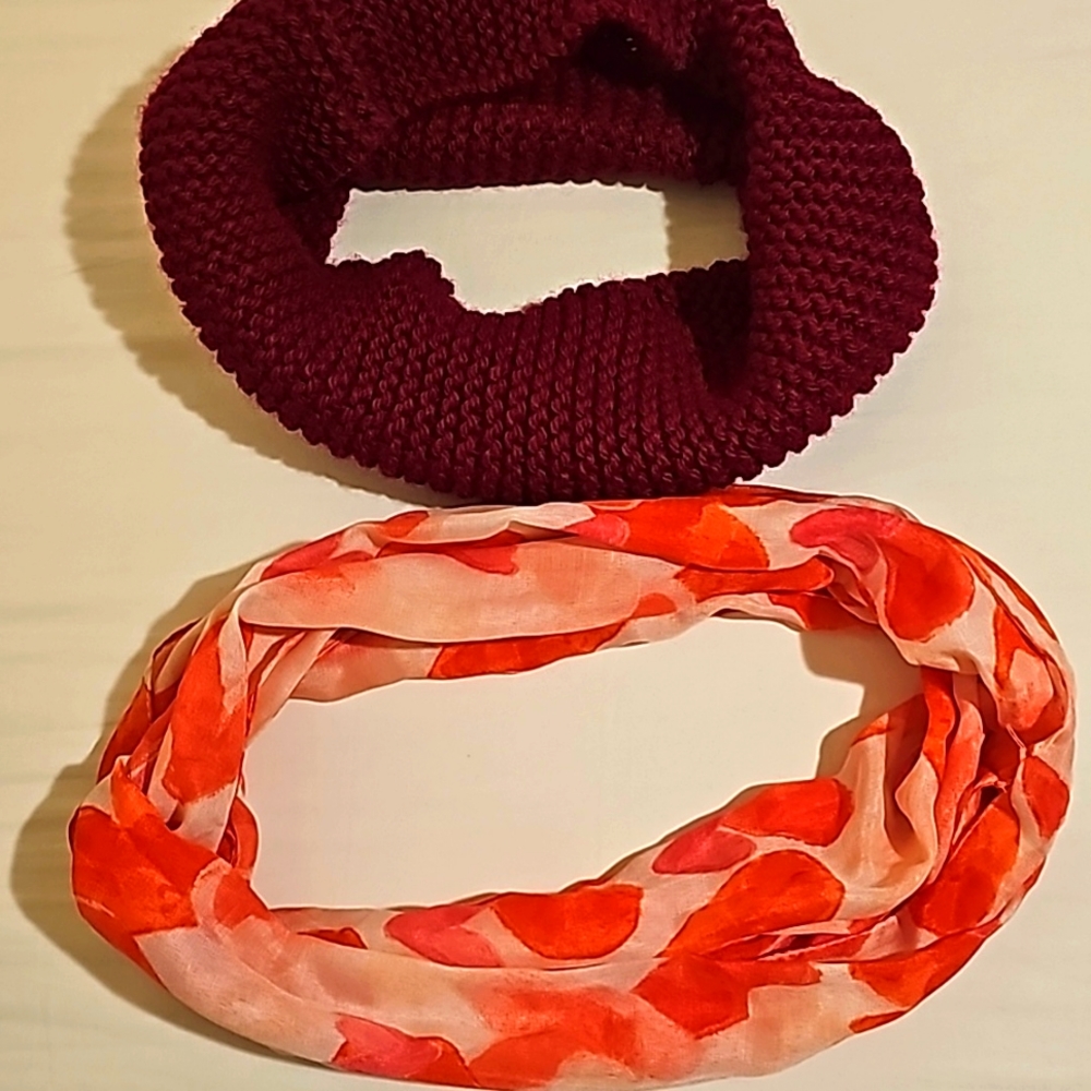 Scarfs